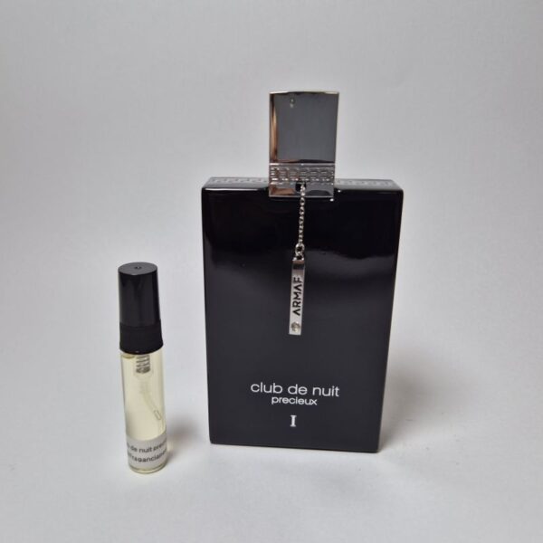 Club de Nuit Precieux 01
